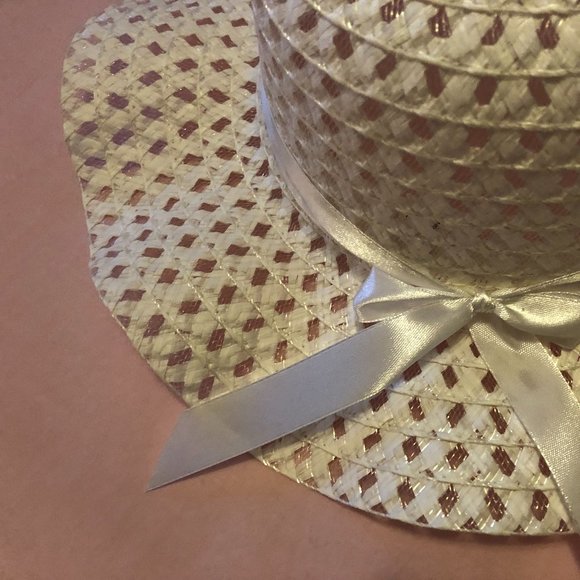 Girl's Dress Hat & Purse - Picture 4 of 5